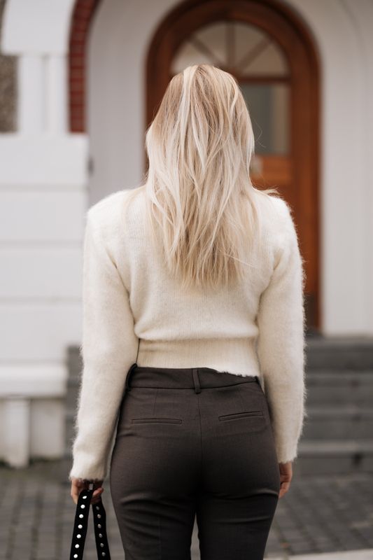 Hairy Knit Fitted Sweater Offwhite 
