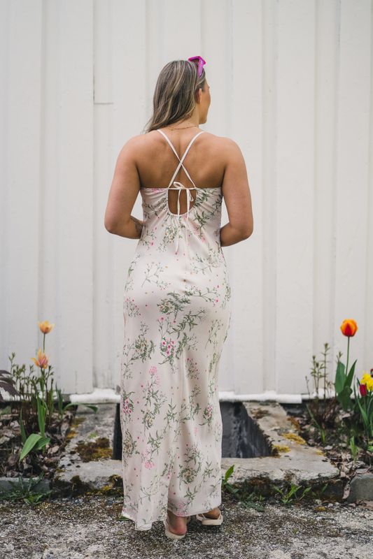 Clia Flower Field Dress Offwhite 