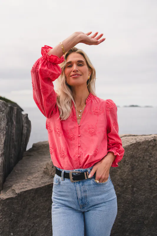 Camilla Shirt EMB Tea Rose 
