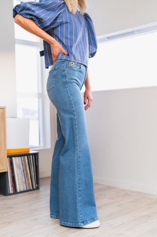 Palas Angel Saltwater Stone 