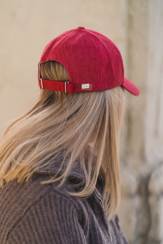 Amaranth Red Linen 
