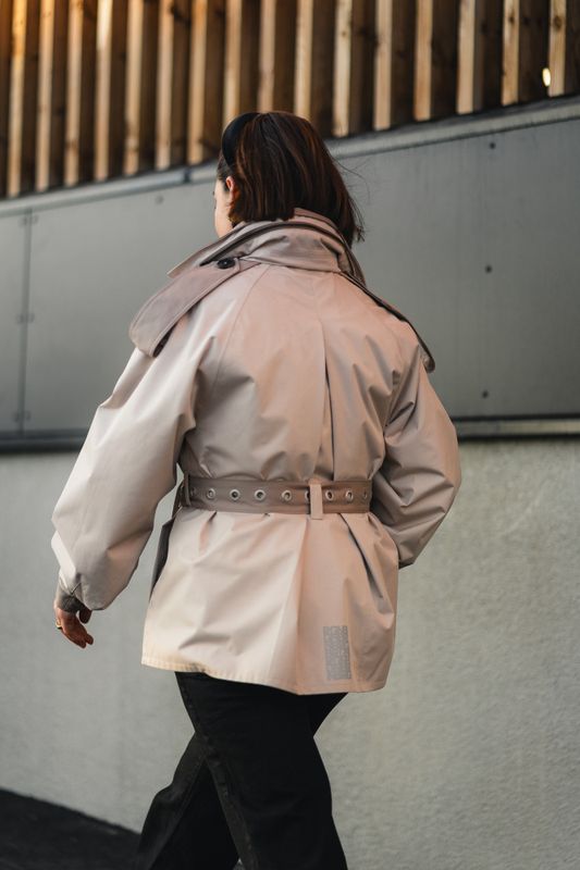Duskregn Short Trench Coat Sand 