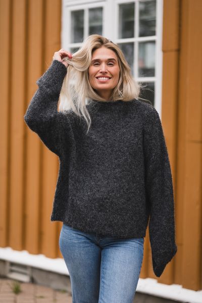 Hovedbilde Paulina Fluffy Knit Blouse Antracit