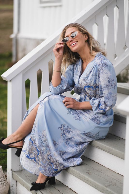 Stellar Artist Paisley Dress Light Blue 
