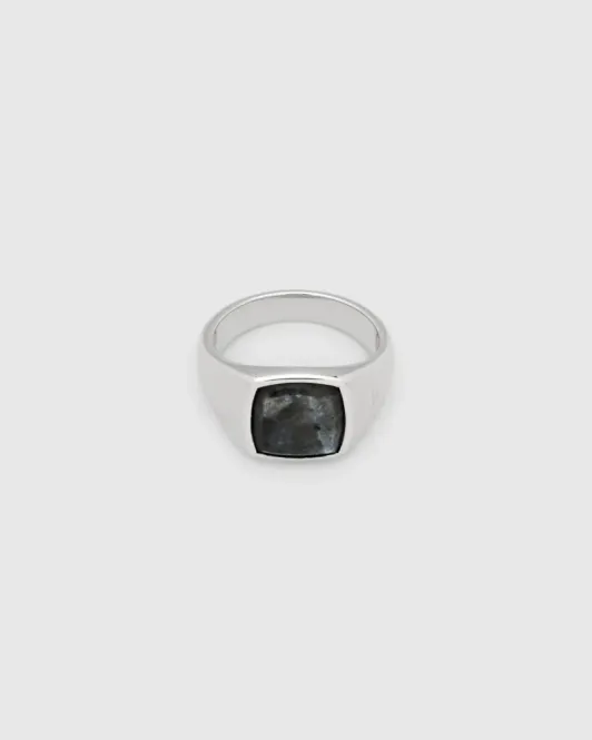 Hovedbilde Kay Ring Larvikite 