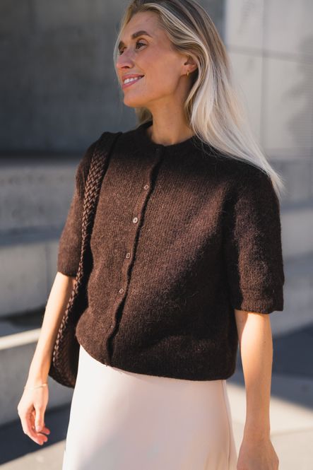 Hovedbilde Saanoura SS Cardigan 7355 Black Coffee