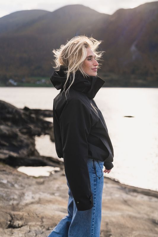 Flow Jacket Black 