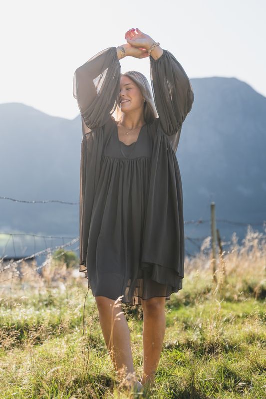 Dawn Solid Dark Brown 