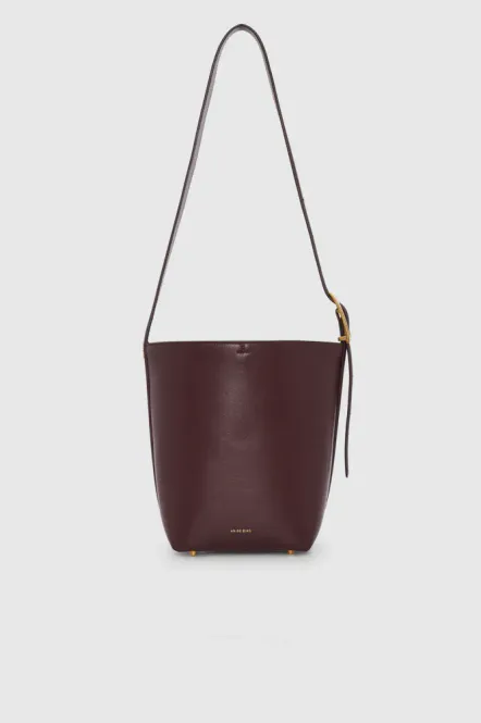 Hovedbilde Elly Medium Bucket Bag Grained Leather Fig ...