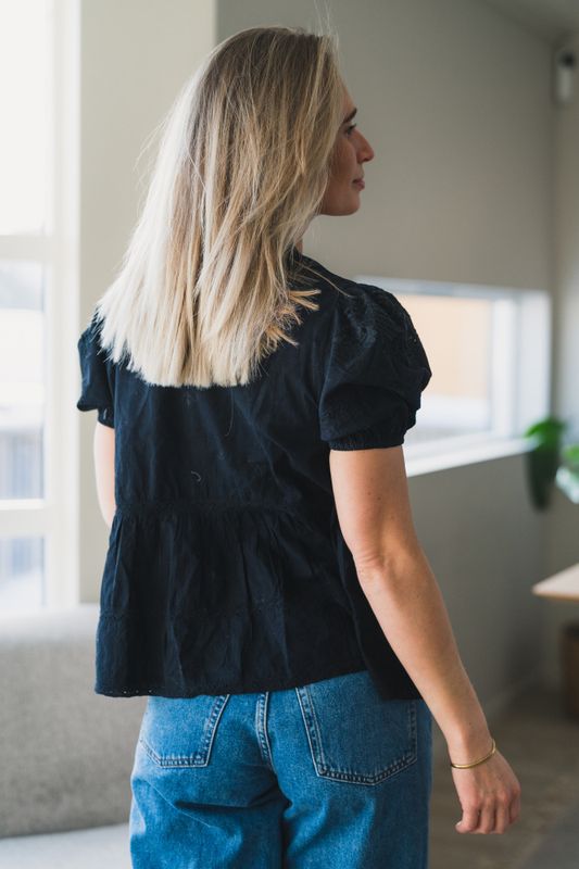 Carnita Blouse Black 