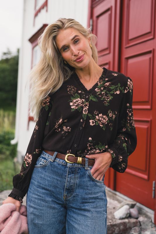 Irene V Shirt Misty Rose Flower 