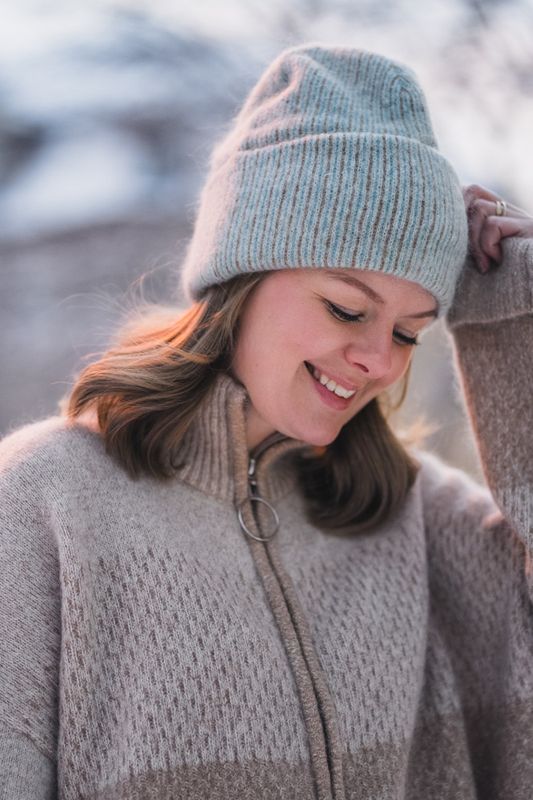 Hypnotized Beanie Blue Stripe