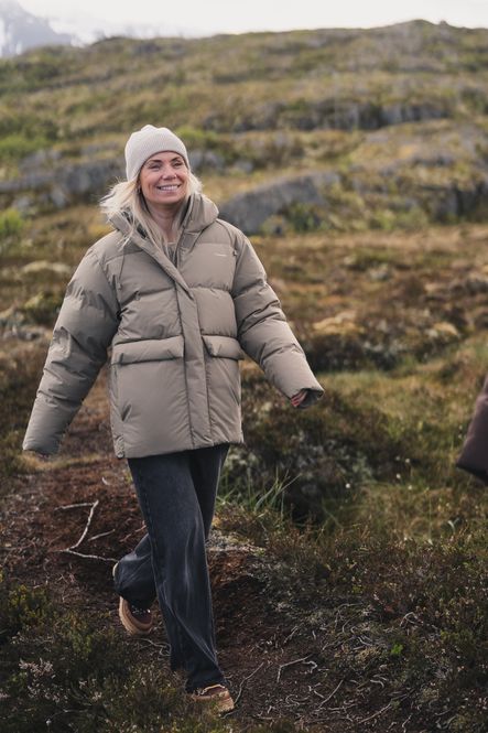 Hovedbilde Besseggen Down Jacket Dark Sand 