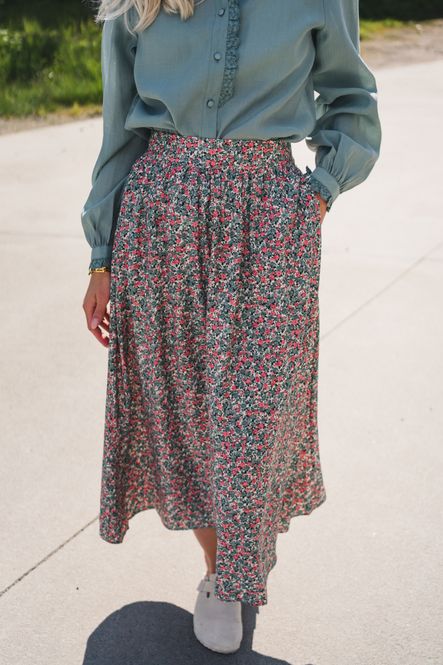 Hovedbilde Astrid HW Skirt C Green Flower 