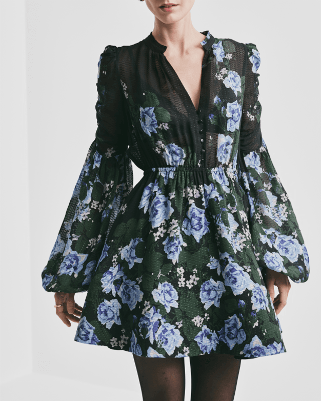 Georgette V-Neck Dress Amadora 