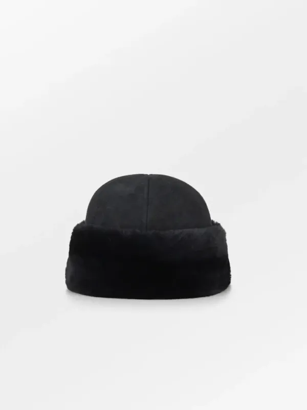 Dora Shearling Hat Black 