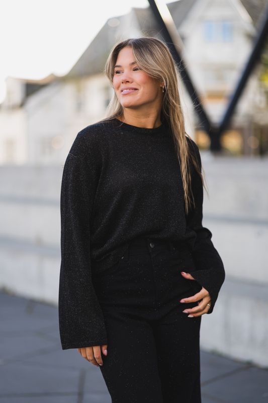 Thani Pullover Black 