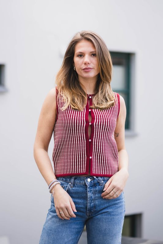 Priscilla Vest STP Rhubarb/B Sand
