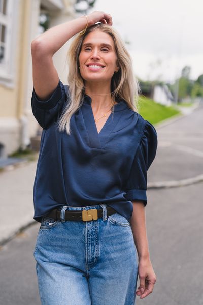 Hovedbilde Roella Heavy Sateen Blouse Midnight Blue 