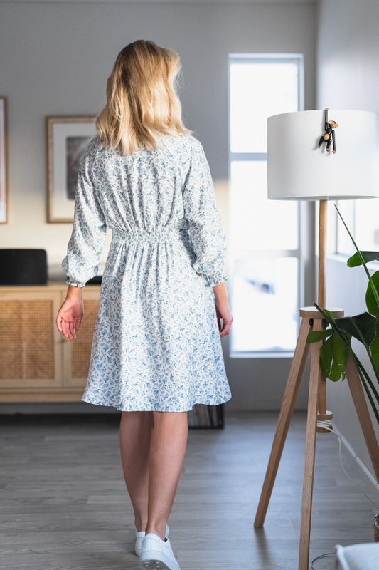 Cajsa Karalynn Dress Aop Skyway Flower