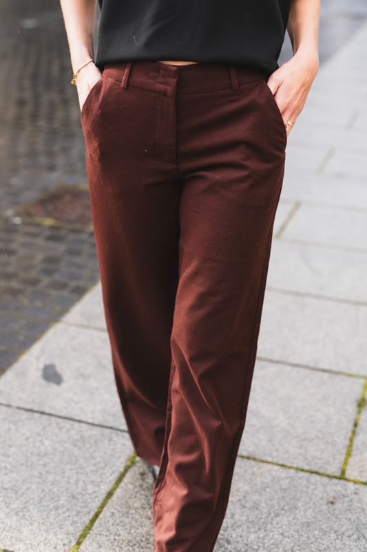 Dena 061 Currant Long 