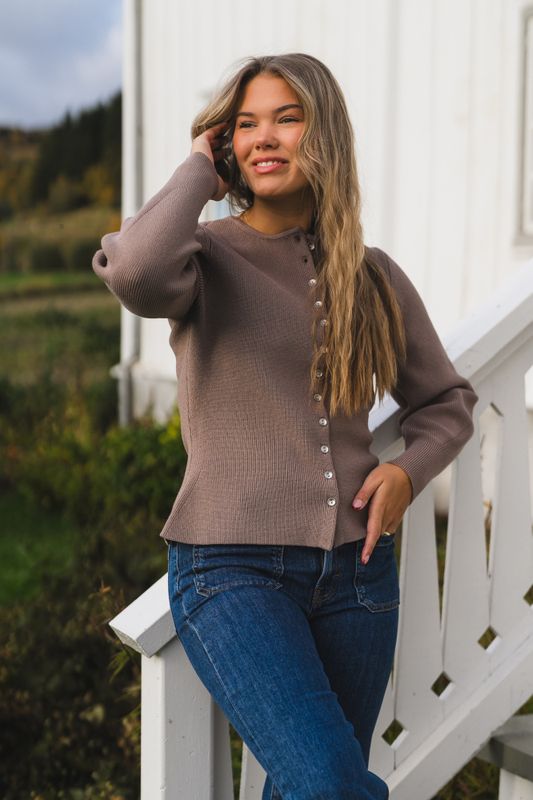 Shaine Lushia Cardigan Mountain Trail 