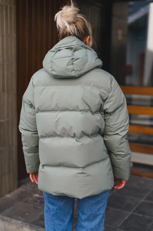 Besseggen Down Jacket Green 