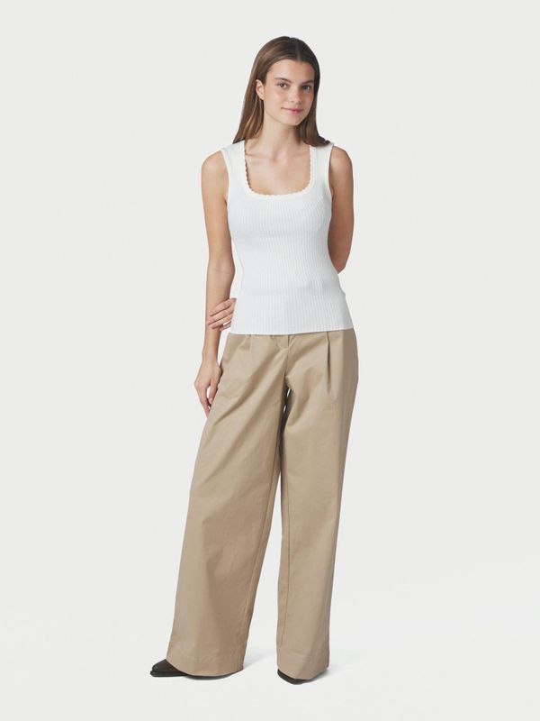 Malba Solid Pants Camel 