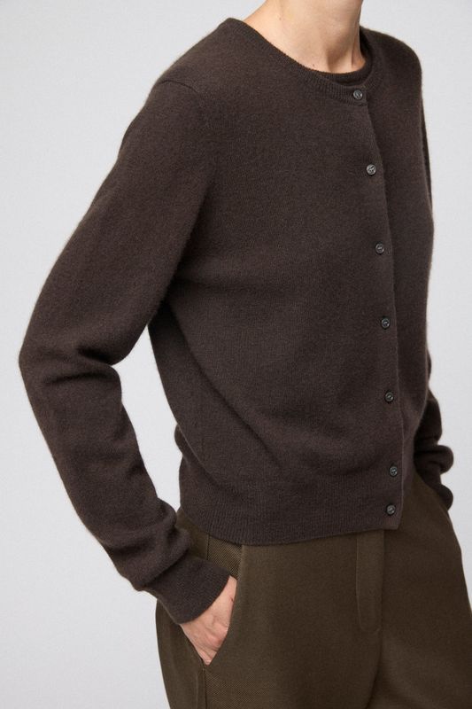 Classic Cashmere Cardigan Chocolate 