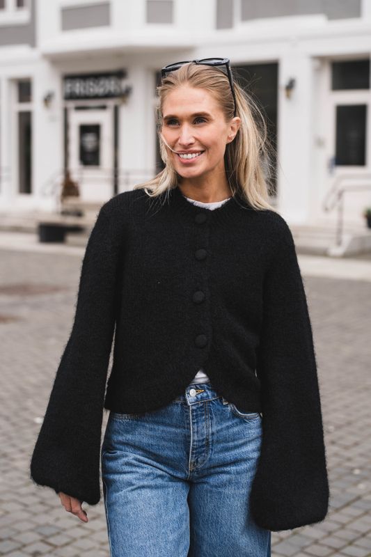 Gio Fluffy Knit Cardigan Black 